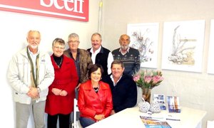 SEEFF MAAK KANTOOR OOP IN PEARLY BEACH